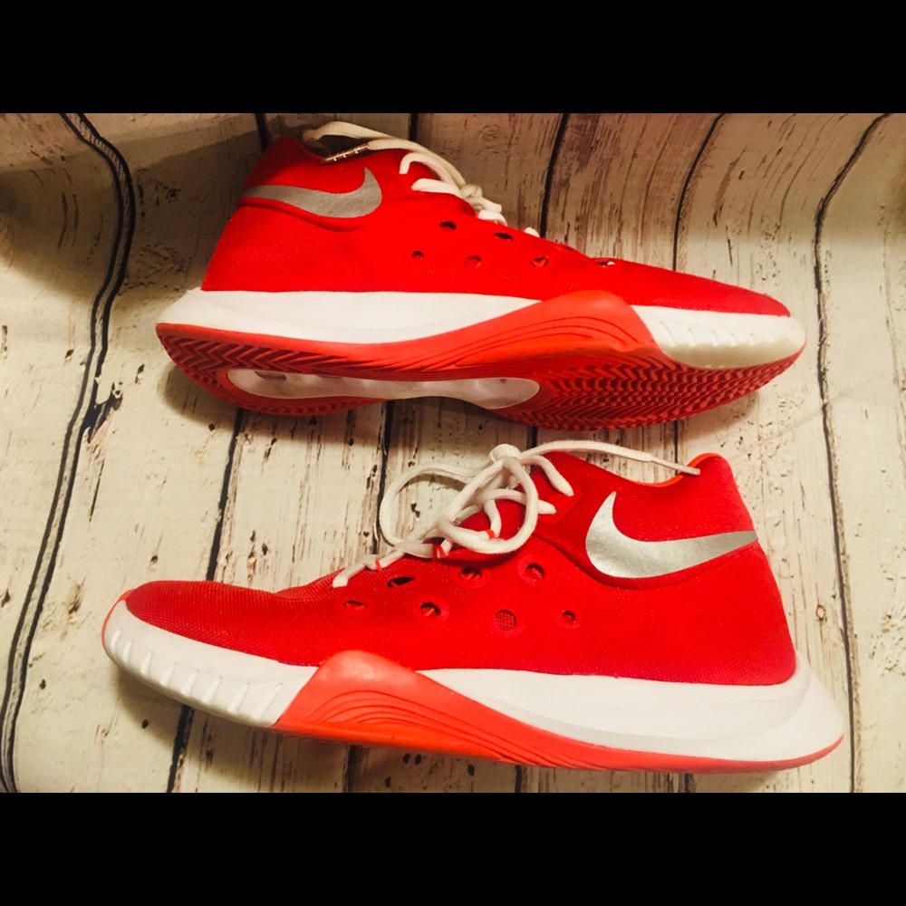 Nike’s - Picture 6 of 8
